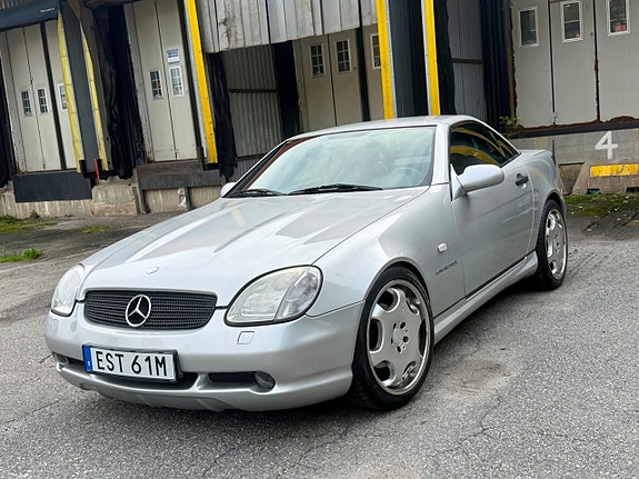 Mercedes-Benz SLK230 19 of 27