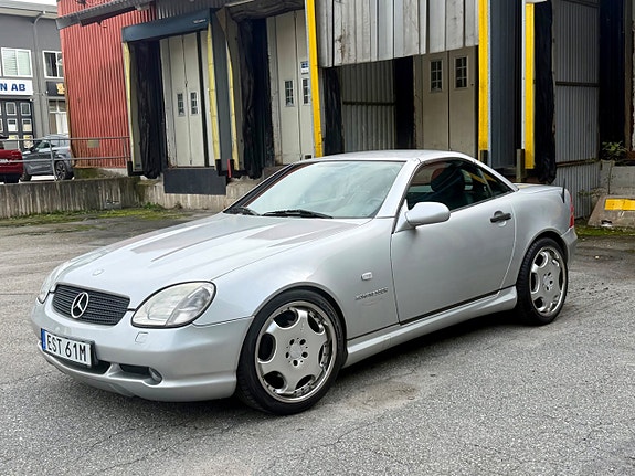 Mercedes-Benz SLK230 20 of 27