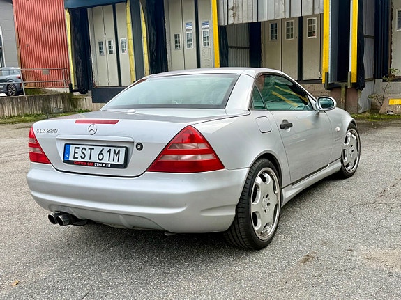 Mercedes-Benz SLK230 25 of 27