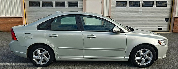 Volvo S40 10 of 13