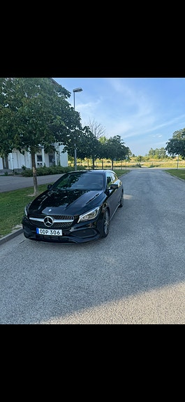 Mercedes-Benz CLA220 d 3 of 6