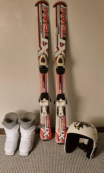 Product image 1 of 2