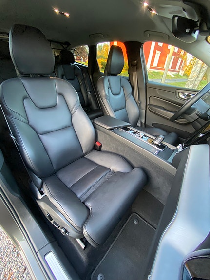 Volvo XC60 18 of 21