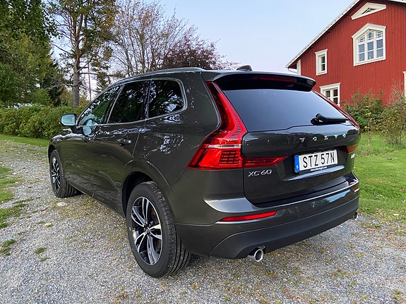 Volvo XC60 4 of 21