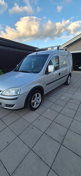Opel Combo 8 of 13