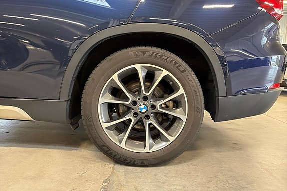BMW X5 11 of 27