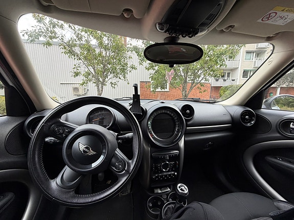 MINI Countryman Cooper D 3 of 9