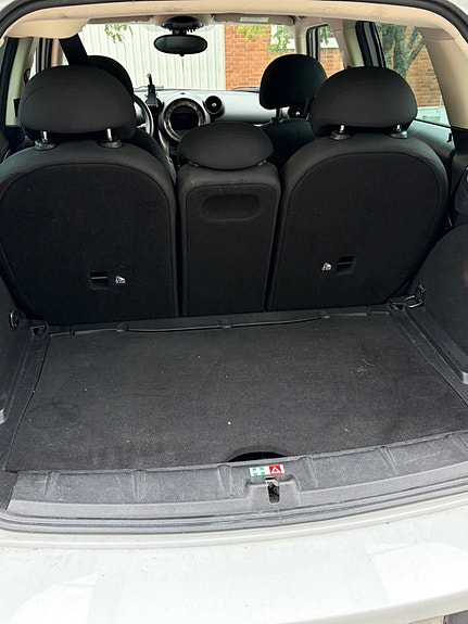MINI Countryman Cooper D 7 of 9