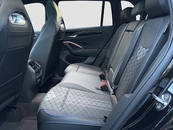 Volkswagen Tiguan 13 of 22