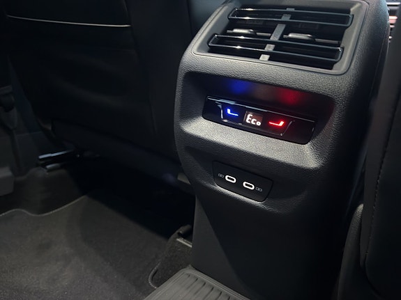 Volkswagen Tiguan 18 of 22
