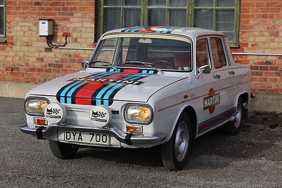 Renault 10 2 of 25