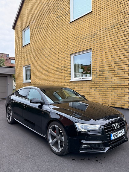 Audi A5 3 of 13