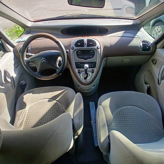 Citroen Xsara Picasso 3 of 9