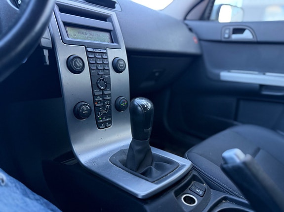 Volvo V50 4 of 4