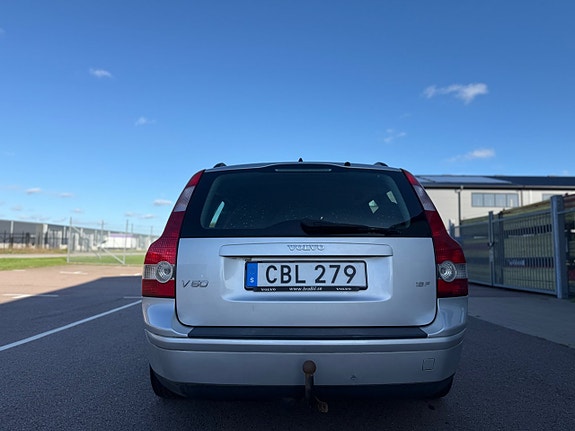 Volvo V50 2 of 4