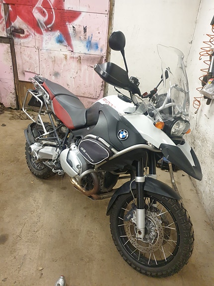 BMW R 1200 GS Adventure 2 of 8