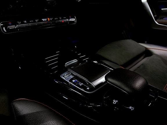 Mercedes-Benz CLA35 20 of 21