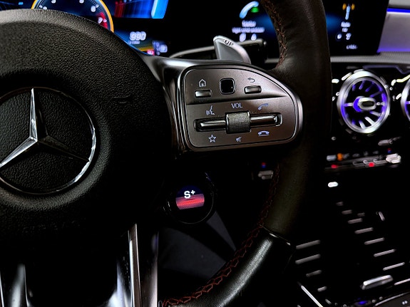 Mercedes-Benz CLA35 18 of 21