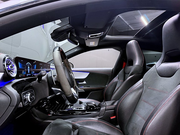 Mercedes-Benz CLA35 4 of 21