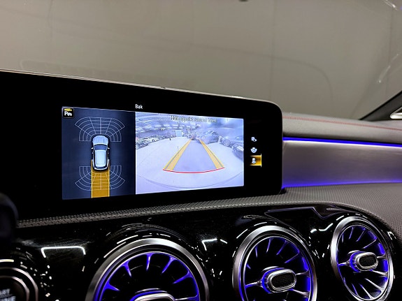 Mercedes-Benz CLA35 12 of 21