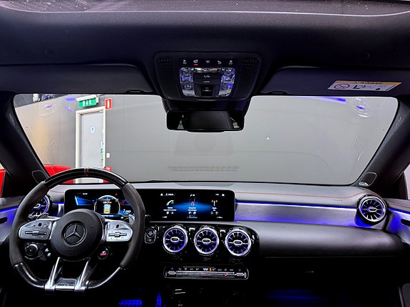 Mercedes-Benz CLA35 2 of 21