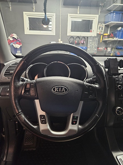 Kia Sorento 25 of 28