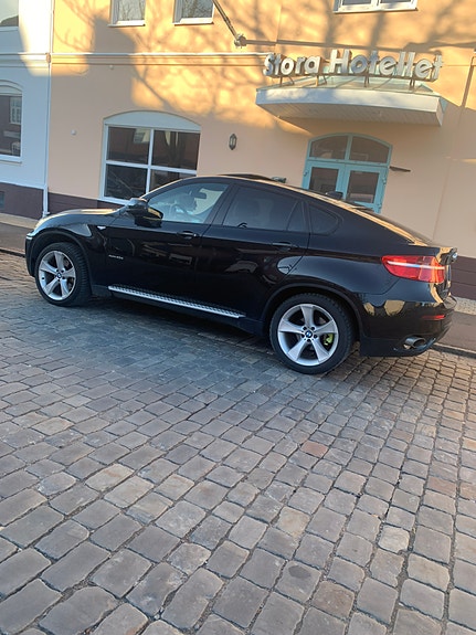 BMW X6 12 of 13