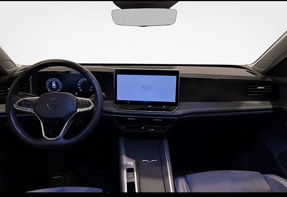 Volkswagen Passat 6 of 12
