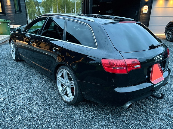 Audi A6 4 of 15