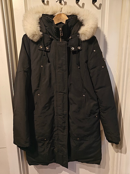 Product image 1 of 8