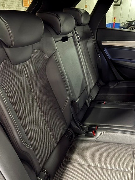 Audi Q5 10 of 14