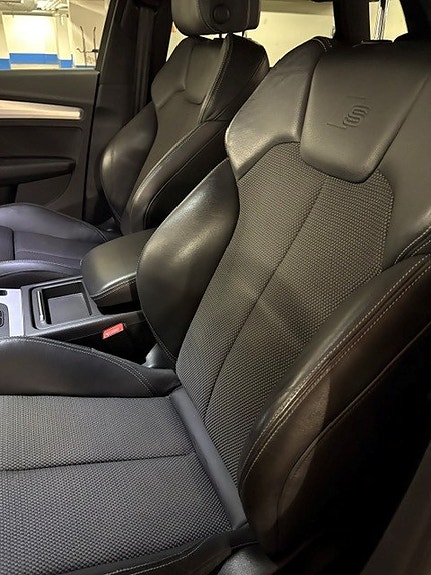 Audi Q5 9 of 14