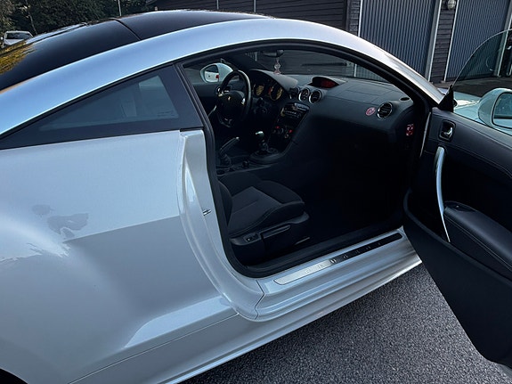 Peugeot RCZ 16 of 23