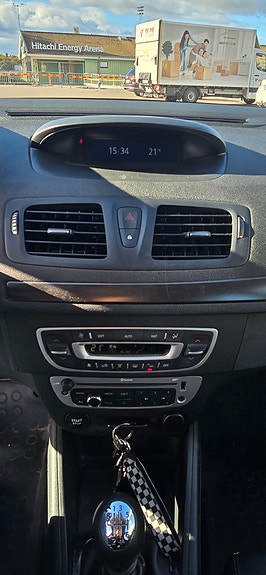 Renault Megane III 7 of 12