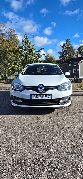Renault Megane III 6 of 12