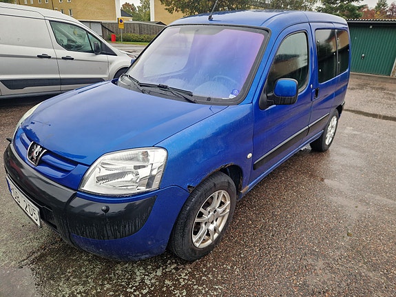 Peugeot Partner 2 of 5
