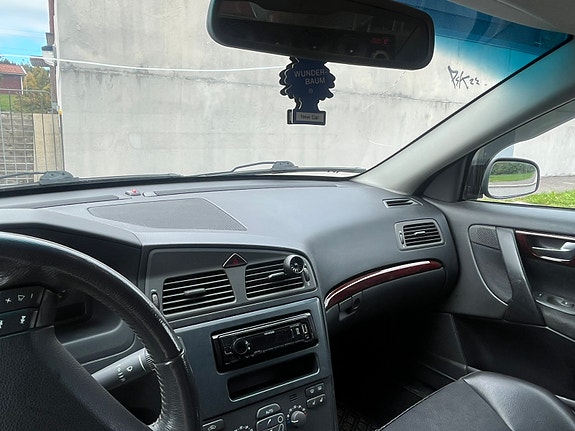 Volvo S60 8 of 9