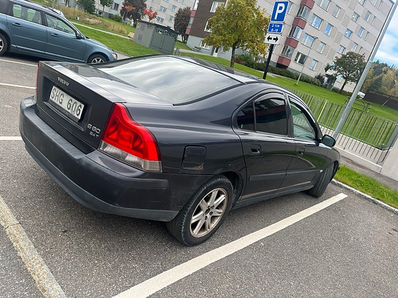 Volvo S60 4 of 9