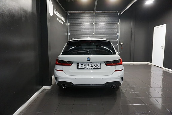 BMW 320 6 of 23