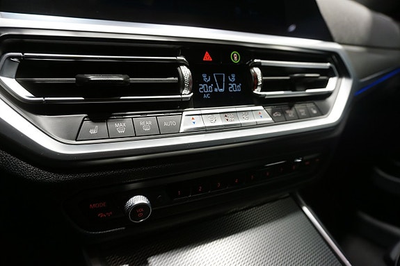 BMW 320 15 of 23