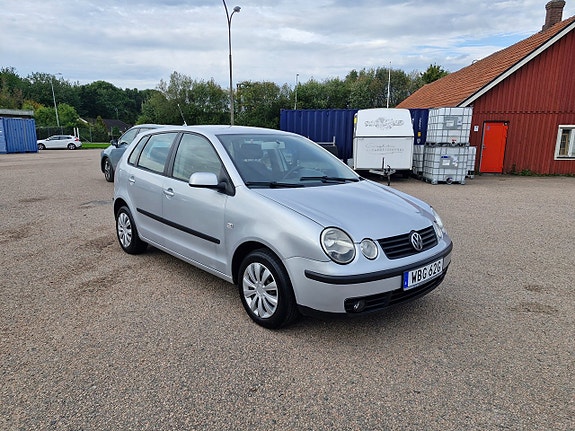 Volkswagen Polo 2 of 7