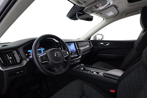 Volvo XC60 11 of 28