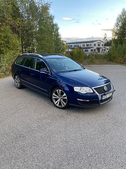 Volkswagen Passat 3 of 9
