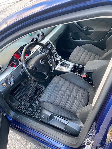 Volkswagen Passat 6 of 9