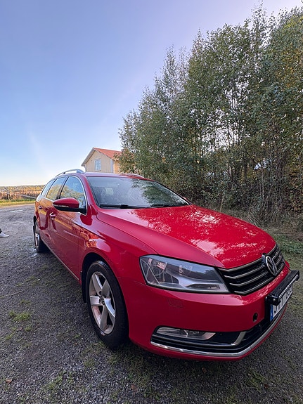 Volkswagen Passat 3 of 10