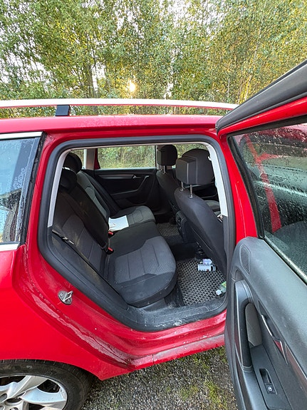 Volkswagen Passat 9 of 10