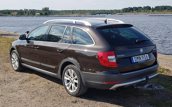 Skoda Superb 3 of 10