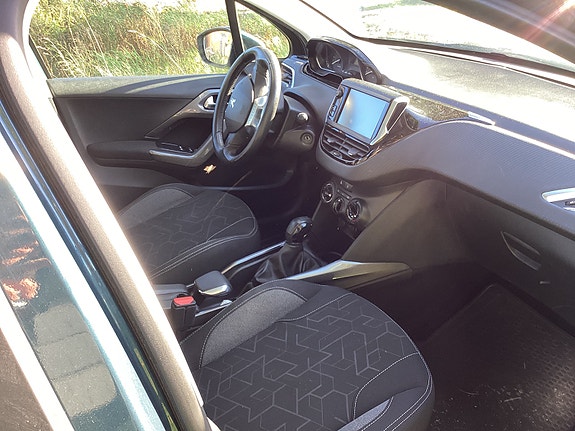 Peugeot 2008 5 of 5