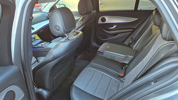 Mercedes-Benz E220 d 9 of 11