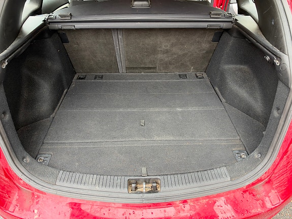 Hyundai i30 11 of 12